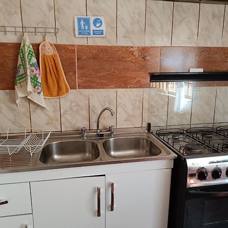 Hostal Ollague, Habitaciones Con Bano Privado Calama Ngoại thất bức ảnh