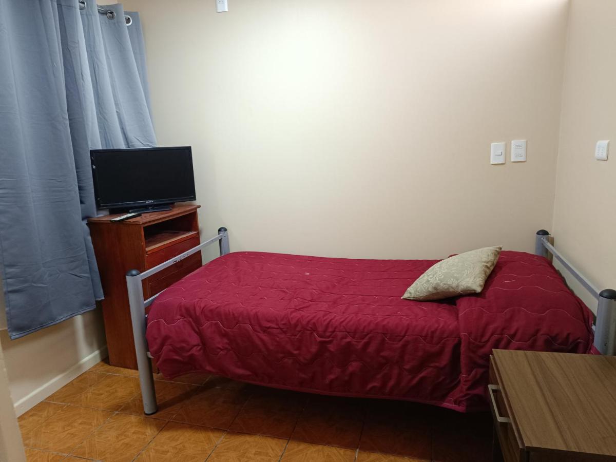 Hostal Ollague, Habitaciones Con Bano Privado Calama Ngoại thất bức ảnh